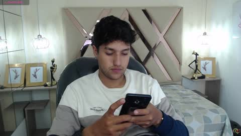 FER PHOENIX online show from 01-12-25, 03:28