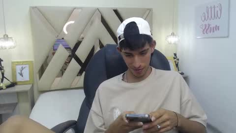 FER PHOENIX online show from 03-06-25, 07:03