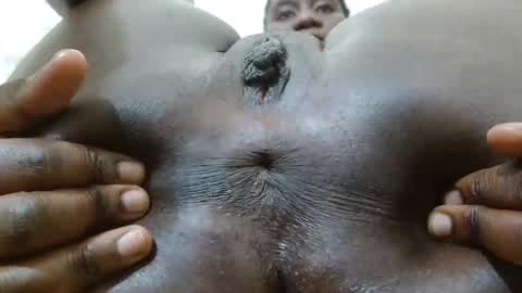 Snapshot of ferriena chatting on 09-24-25, 03:15 Ferie online show from 09-24-25, 03:15