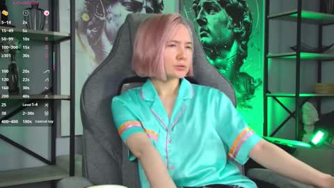 Rey online show from 11-03-25, 04:41