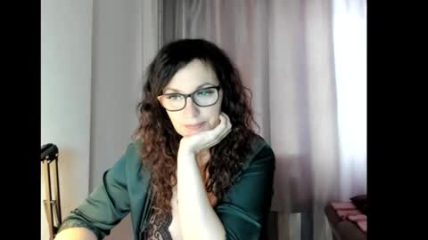 Milana online show from 02-10-25, 07:36
