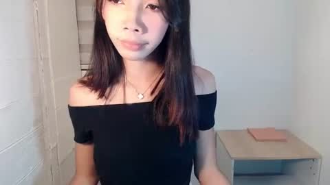 Snapshot of feyaaa chatting on 01-27-25, 06:31 feyaaa online show from 01-27-25, 06:31