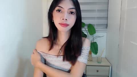 Snapshot of feyaaa chatting on 02-20-25, 12:52 feyaaa online show from 02-20-25, 12:52