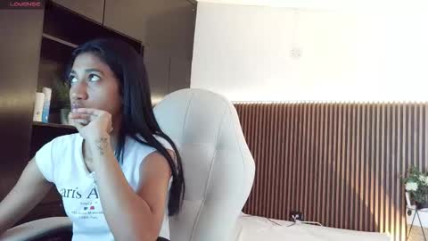 Freyja  online show from 02-16-26, 05:20