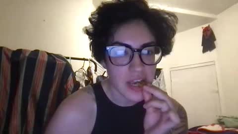 fgsammie online show from 04-12-26, 02:49