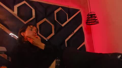   online show from 01-30-25, 03:08