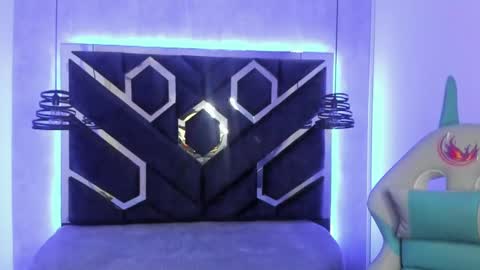   online show from 02-19-25, 11:38