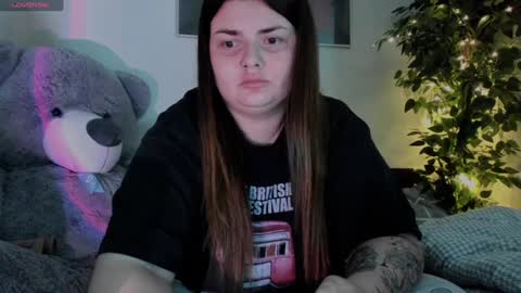 Snapshot of fiery__lady_ chatting on 12-08-24, 06:50 Evita online show from 12-08-24, 06:50