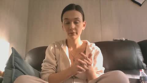 Snapshot of fiestybrunette019 chatting on 01-05-26, 09:07 fiestybrunette019 online show from 01-05-26, 09:07