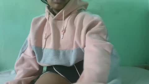 Snapshot of fifaalydia chatting on 02-28-25, 11:47 fifaalydia online show from 02-28-25, 11:47