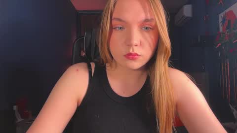 Rebecca online show from 05-12-26, 05:32