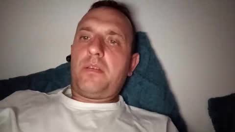 Snapshot of figonik chatting on 03-08-26, 08:34 Nick online show from 03-08-26, 08:34