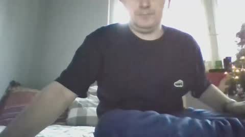 filipek757 online show from 12-25-24, 01:51