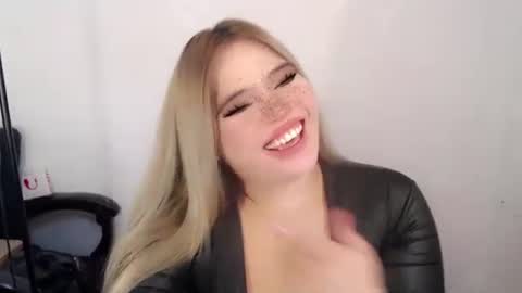  Angela  DONT FORGET TO FOLLOW AND GIVE ME APPRECIATION online show from 09-14-25, 01:49