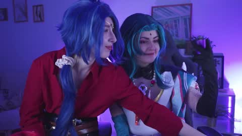 cap and Lana  online show from 12-08-24, 08:41