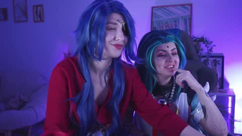 cap and Lana  online show from 12-08-24, 02:52