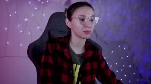 cap and Lana  online show from 01-18-25, 07:49