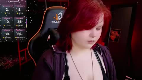 Snapshot of fillisfire chatting on 11-06-25, 04:19 - online show from 11-06-25, 04:19