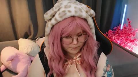 Snapshot of fillisfire chatting on 02-20-26, 11:32 - online show from 02-20-26, 11:32