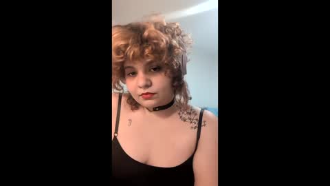 Snapshot of filthylunamor chatting on 06-01-26, 05:53 filthylunamor online show from 06-01-26, 05:53