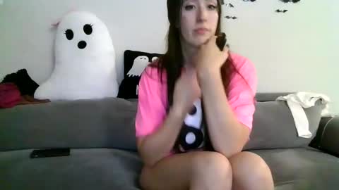 Snapshot of filthymilfndaddy chatting on 09-19-25, 04:03 MilfnDaddy online show from 09-19-25, 04:03