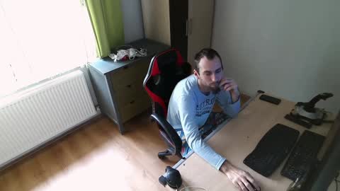 Jane and Findo online show from 01-04-25, 02:25