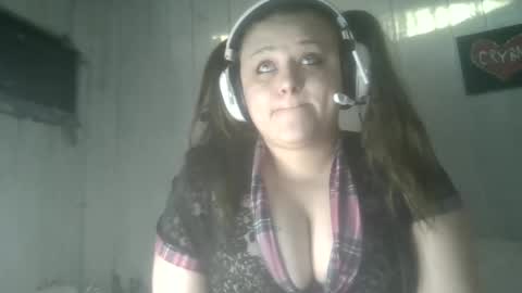 Snapshot of findommefoxi chatting on 01-14-26, 02:33 findommefoxi online show from 01-14-26, 02:33