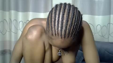 fine_queen12 online show from 12-31-24, 09:21