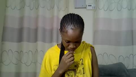 fine_queen12 online show from 02-05-25, 10:30