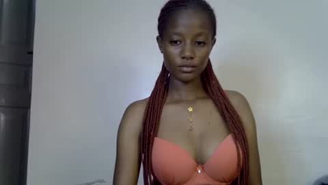 Snapshot of fine_slim chatting on 09-19-25, 10:05 slimmie online show from 09-19-25, 10:05
