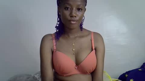 Snapshot of fine_slim chatting on 10-16-25, 01:23 slimmie online show from 10-16-25, 01:23