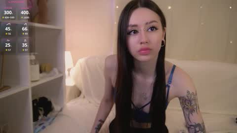 Snapshot of finelya chatting on 03-28-26, 08:47 Hey I am Diana HELP ME TO RICH 100 THUMBS UP online show from 03-28-26, 08:47