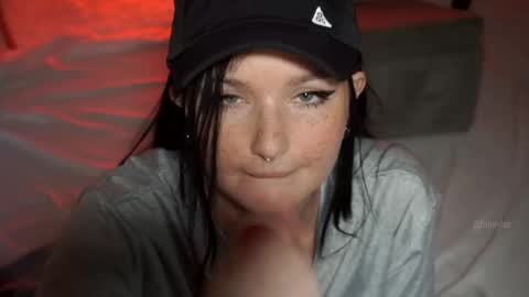 Snapshot of finleyfae chatting on 02-14-25, 06:29 finleyfae online show from 02-14-25, 06:29