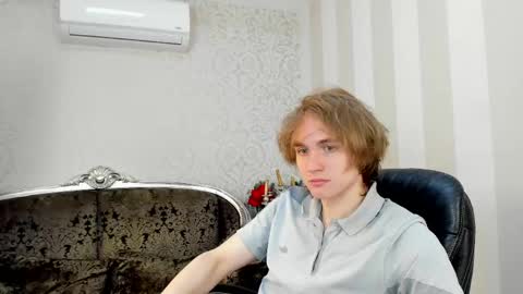 Snapshot of finnbev chatting on 05-31-26, 07:59 finnbev online show from 05-31-26, 07:59