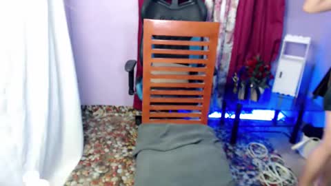 FIONA online show from 01-04-25, 09:09