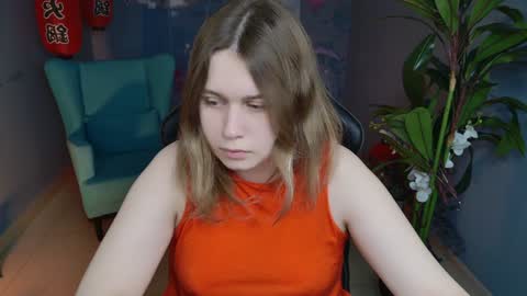 Snapshot of fioramarmoris chatting on 01-07-25, 05:01 fiora online show from 01-07-25, 05:01