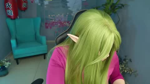 Snapshot of fioramarmoris chatting on 02-17-25, 04:15 fiora online show from 02-17-25, 04:15