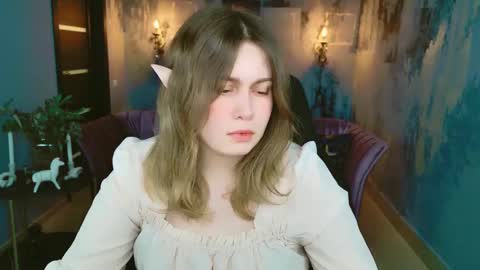 Snapshot of fioramarmoris chatting on 02-23-25, 11:22 fiora online show from 02-23-25, 11:22