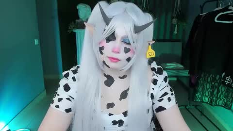 Snapshot of fioramarmoris chatting on 03-01-25, 11:17 fiora online show from 03-01-25, 11:17