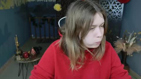 Snapshot of fioramarmoris chatting on 03-08-25, 05:07 fiora online show from 03-08-25, 05:07