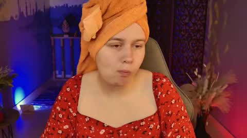 Snapshot of fioramarmoris chatting on 09-21-25, 05:20 fiora online show from 09-21-25, 05:20