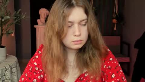 Snapshot of fioramarmoris chatting on 11-02-25, 05:21 fiora online show from 11-02-25, 05:21