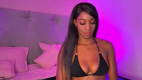 Fiorela Lenin  online show from 01-29-25, 07:22