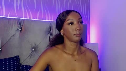 Fiorela Lenin  online show from 10-26-25, 12:33