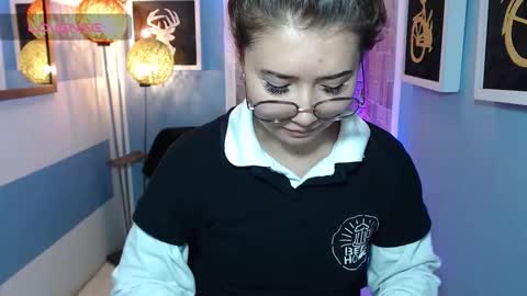 Snapshot of fiorellaa_delsd chatting on 09-15-25, 03:45 Fiorellaa online show from 09-15-25, 03:45