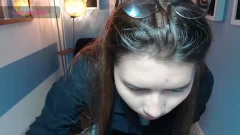 Snapshot of fiorellaa_delsd chatting on 09-19-25, 02:51 Fiorellaa online show from 09-19-25, 02:51