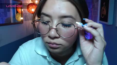 Snapshot of fiorellaa_delsd chatting on 09-24-25, 03:26 Fiorellaa online show from 09-24-25, 03:26