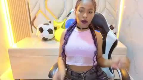 Online 800 to 1400 online show from 07-16-26, 03:12