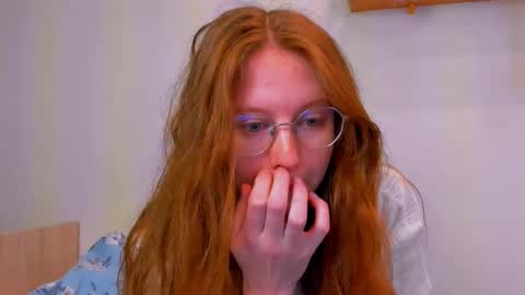 fire_luna online show from 02-25-26, 05:39