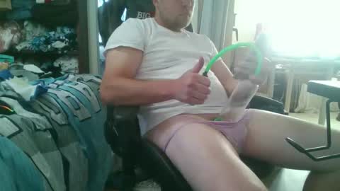 Snapshot of firedawg88 chatting on 01-12-26, 04:45 firedawg88 online show from 01-12-26, 04:45